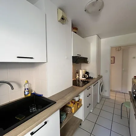 Le Fidji, T2, 50m2, 4 Personnes, Proche De Tout, C Saint-Raphaël