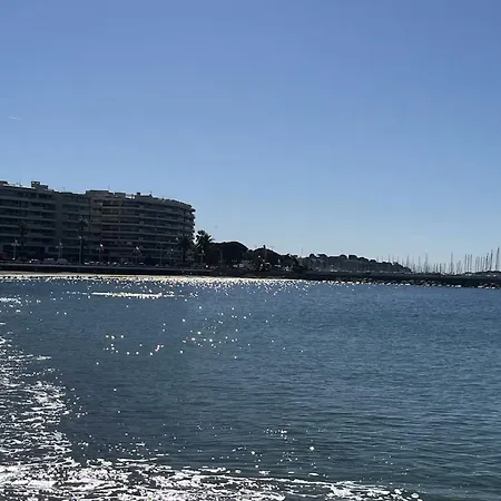 Le Fidji, T2, 50m2, 4 Personnes, Proche De Tout, C Appartement Saint-Raphaël