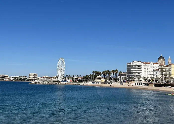 Le Fidji, T2, 50m2, 4 Personnes, Proche De Tout, C Saint-Raphaël